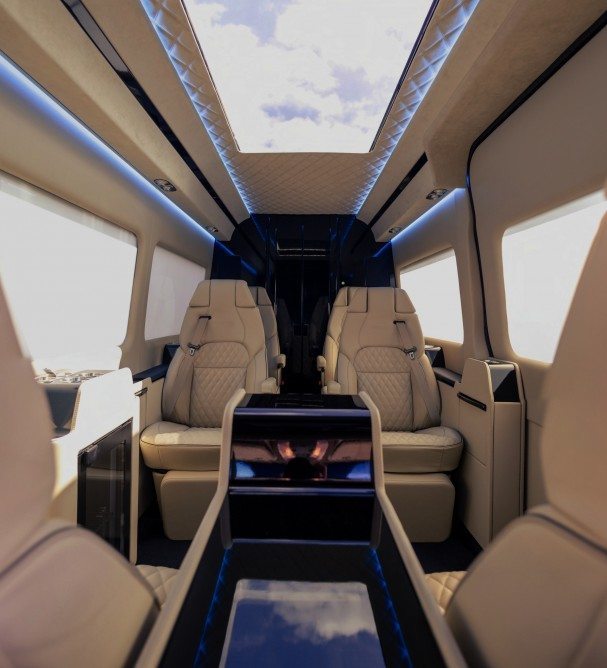 senzati-makes-the-mercedes-sprinter-more-like-a-private-jet11