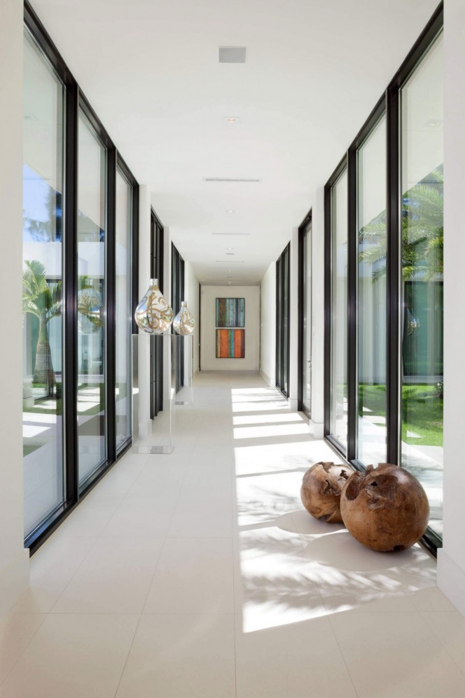 Contemporary Home In Boca Raton By Marc Michaels Interior