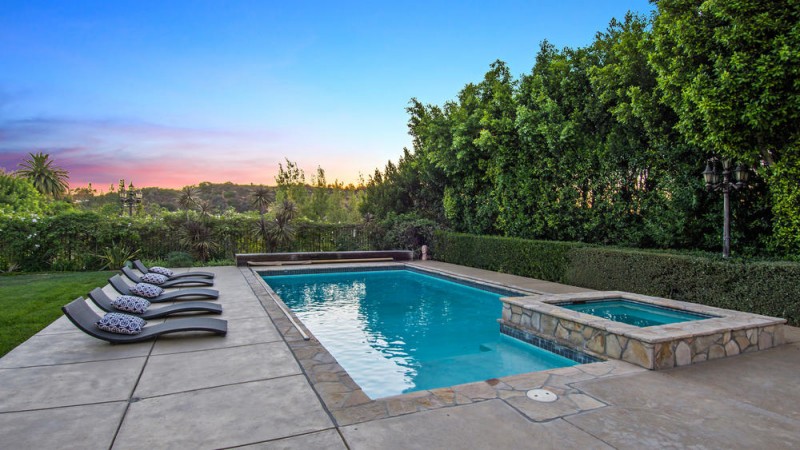 Guns N’ Roses’ Slash Puts Elegant L.A. Mediterranean Back on the Market ...