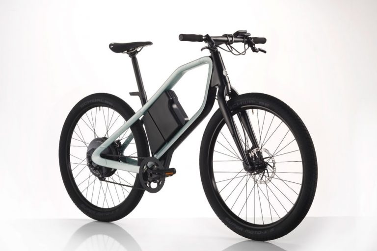 Klever Mobility’s Klever X is an E-Bike With an Angular Loop Frame ...