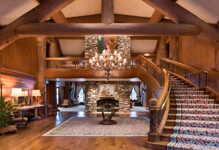 Billionaire Elaine Wynn Posts Idaho Mansion For Sale For 25