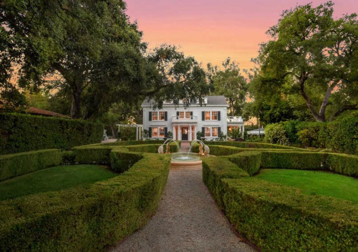 Renovated Former Mansion of Soul Legend Smokey Robinson 