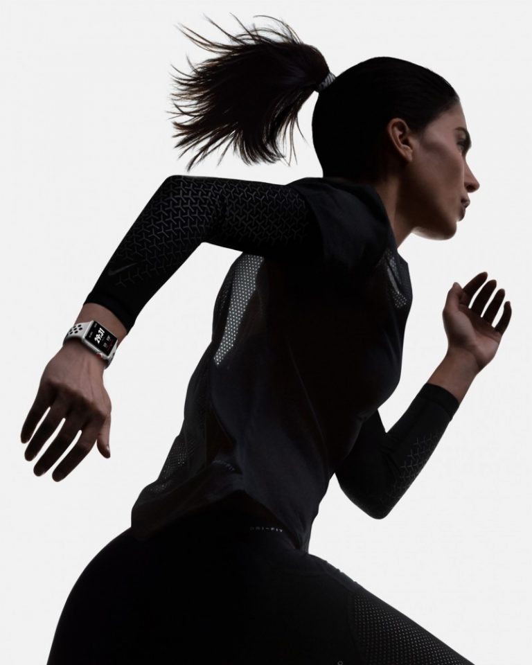 The Newest Apple Watch Has Cellular Capability Built Right in ...