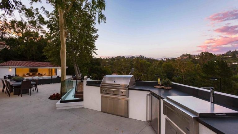 Eva Longoria Buys L.A. Contemporary For $13.5M, Lists Tom Cruise’s ...