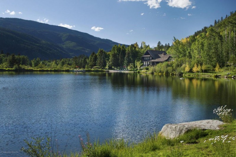 Kevin Costner’s Sprawling Aspen Compound, Which Sleeps 34, Available At ...