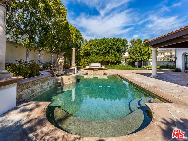 Travis Barker Puts Calabasas Home on Rental Market at $28K | American