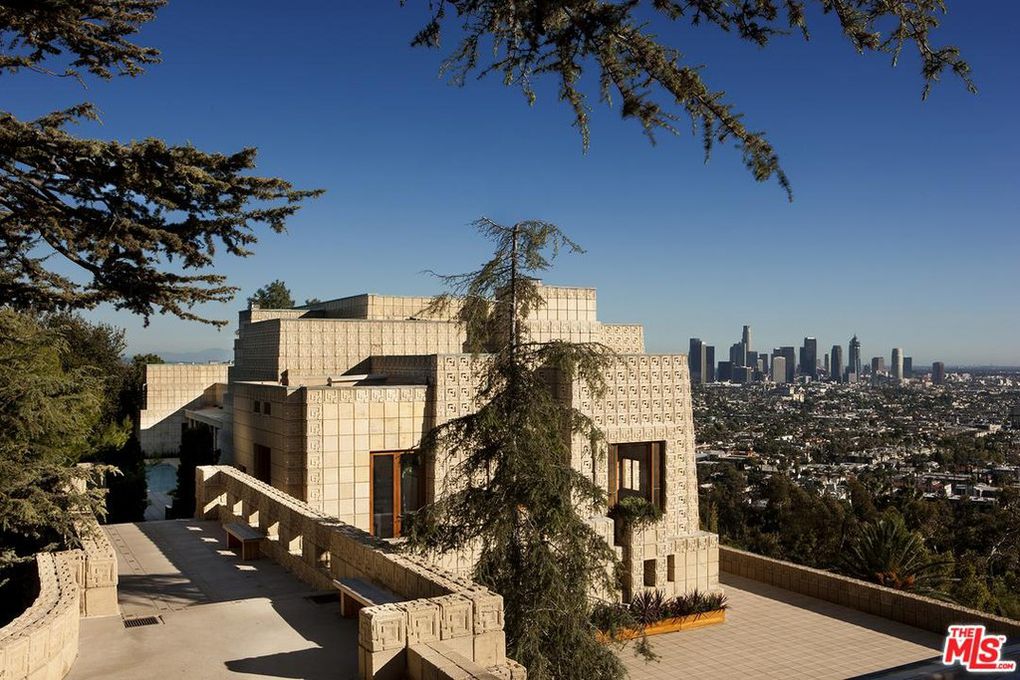 Billionaire Ron Burkle Takes $18M for Frank Lloyd Wright’s Ennis House ...