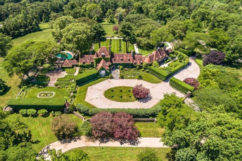 kans ontploffen tand Tommy Hilfiger Offering Notable Landmark in Greenwich for $47.5M | American  Luxury