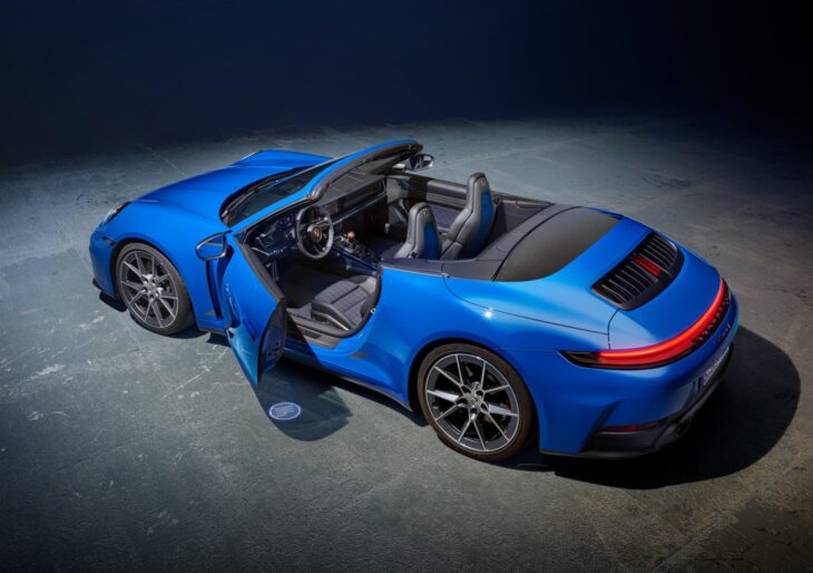 Porsche 911 Carrera T Returns For 2025 As Coupe and Cabriolet